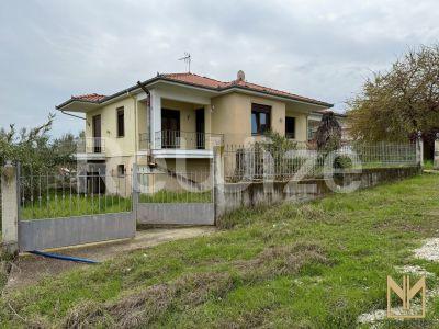 Photo 2,Εξωτερική,ΠΏΛΗΣΗ,Κατοικία,Μονοκατοικία,180τ.μ,€110,000,Βεργίνα