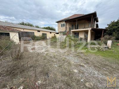 Photo 7,Εξωτερική,ΠΏΛΗΣΗ,Κατοικία,Μονοκατοικία,275τ.μ,€132,000,Νάουσα