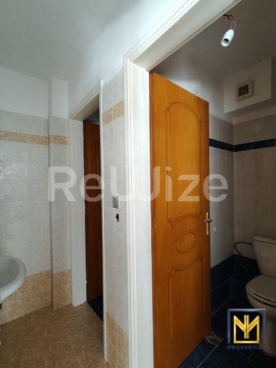 Photo 12,Πισίνα,ΠΏΛΗΣΗ,Επαγγελματικό,Κατάστημα,204τ.μ,€305,000,Σαρωνίδα