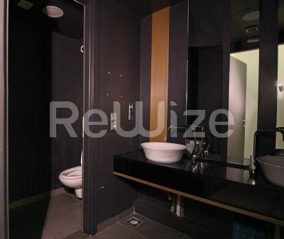 Photo 20,Μπάνιο,ΠΏΛΗΣΗ,Επαγγελματικό,Κατάστημα,203τ.μ,€800,000,Κολωνάκι