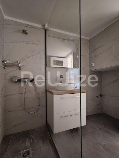 Photo 9,Μπάνιο,ΕΝΟΙΚΊΑΣΗ,Κατοικία,Διαμέρισμα,100τ.μ,€1,200,Παγκράτι