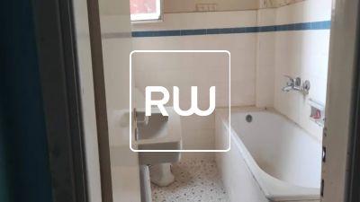 Photo 12,Μπάνιο,ΠΏΛΗΣΗ,Κατοικία,Διαμέρισμα,110τ.μ,€150,000,Κυψέλη